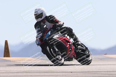 media/Oct-13-2025-Moto Forza (Mon) [[a66d839500]]/2-A Group/Session 4 (Turn 9)/